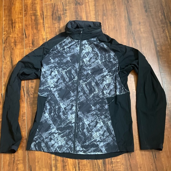 Lululemon Surge Men’s Jacket - Picture 7 of 11